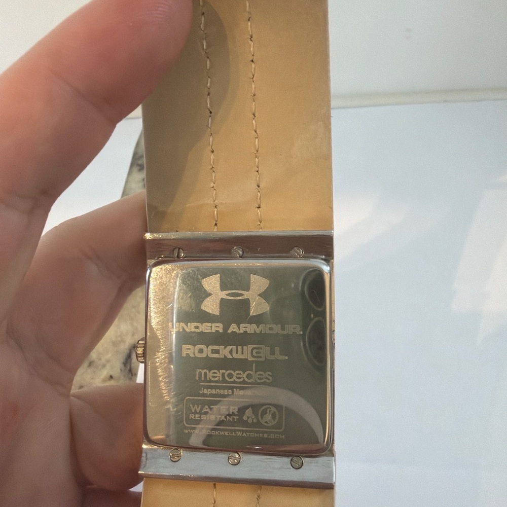 Under Armour Rockwell Square Cuff Watch White Leather Mercedes Collaboration - Picture 4 of 4